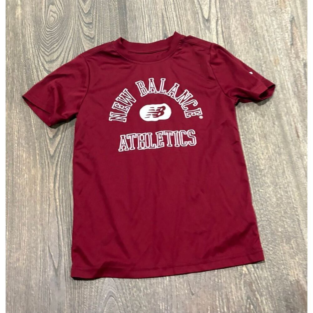 New Balance Youth Boys Logo Print T-Shirt Short Sleeve Crewneck Red Size 10